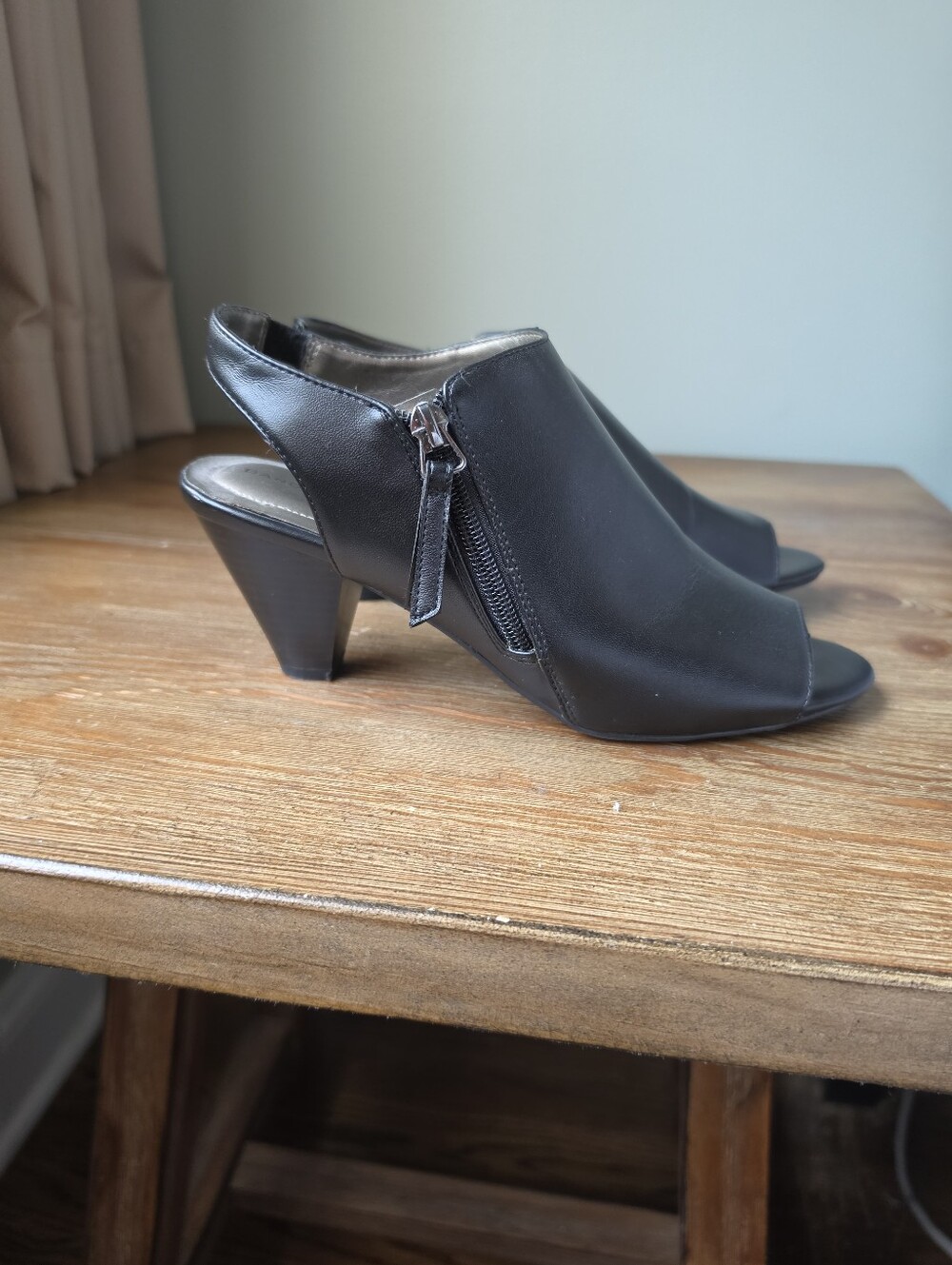 Lifestride 8  Black Peep-Toe Slingback Heels